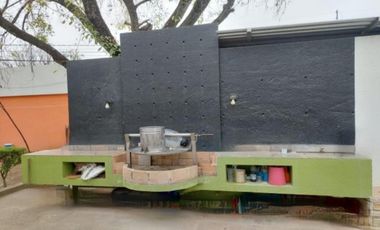 Quinta en Venta en Los Cristales, Monterrey, Nuevo León