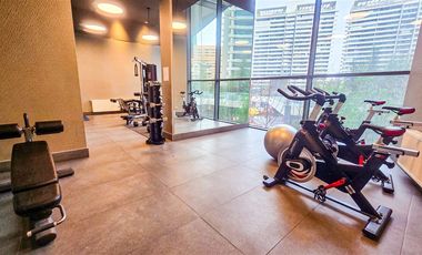 Top Amoblado 2 Dorm. 2bñ Mall Parque Arauco y Alto las condes