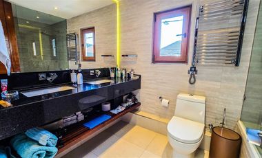 Top Casa De Lujo Remodelada 6 Dorm. 3 Pisos - Independencia