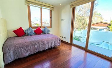 Top Casa De Lujo Remodelada 6 Dorm. 3 Pisos - Independencia