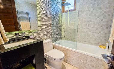 Top Casa De Lujo Remodelada 6 Dorm. 3 Pisos - Independencia