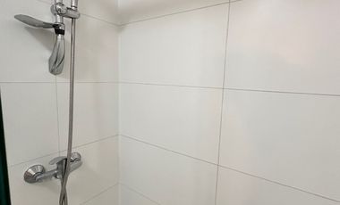 Departamento en arriendo c/ estacionamiento en Estadio Germán Becker