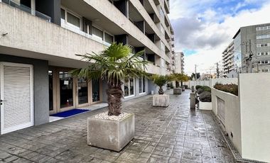 Departamento en arriendo c/ estacionamiento en Estadio Germán Becker