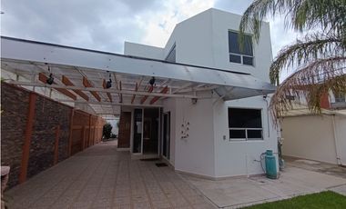 CASA EN VENTA  LOMA XICOHTENCATL TLAXCALA  AMPLIA