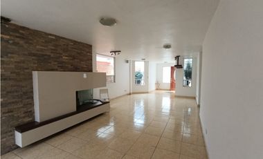 CASA EN VENTA  LOMA XICOHTENCATL TLAXCALA  AMPLIA