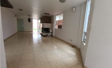 CASA EN VENTA  LOMA XICOHTENCATL TLAXCALA  AMPLIA