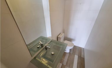 Oficina impecable metro Universidad de Chile