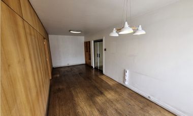 Oficina impecable metro Universidad de Chile