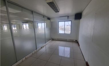 Oficina impecable metro Universidad de Chile