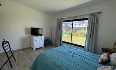 Alquiler de casa amoblada con pileta en Riberas | Puertos del Lago | Escobar