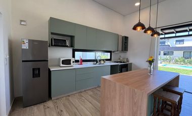 Alquiler de casa amoblada con pileta en Riberas | Puertos del Lago | Escobar