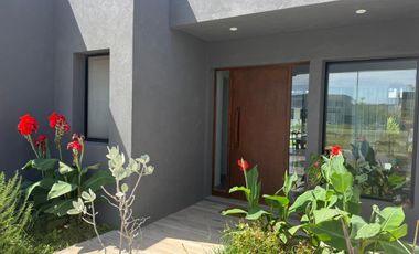 Alquiler de casa amoblada con pileta en Riberas | Puertos del Lago | Escobar