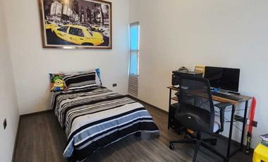 CASA MODERNA EN VENTA TORRALBA