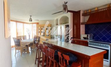 VENTA DE CASA EN FRACCIONAMIENTO BURGOS, CON ALBERCA