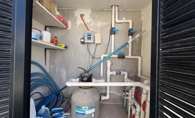 Estrena esta Propiedad completamente equipada con muebles y disfruta de su alberca climatizada