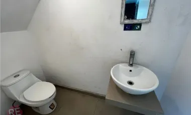 Edificio en Venta y Renta en Obrera, Monterrey, Nuevo León