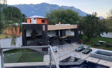 Quinta en Venta en El Barrial, Santiago, Nuevo León