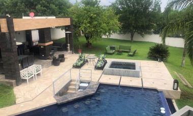 Quinta en Venta en El Barrial, Santiago, Nuevo León