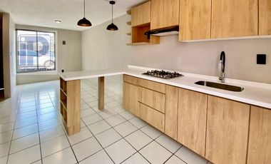 Casa remodelada en Altus Quintas