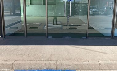 Local comercial en arriendo en LAMPA