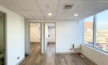 Oficina en Arriendo en Holanda // Vitacura