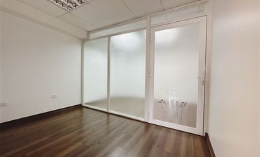 Oficina en Venta en Edificio finanzas oficina remodelada!