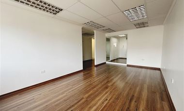 Oficina en Venta en Edificio finanzas oficina remodelada!