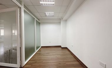 Oficina en Venta en Edificio finanzas oficina remodelada!