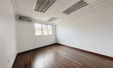 Oficina en Venta en Edificio finanzas oficina remodelada!