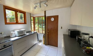 ARRIENDO POR DIA  a pasos de la playa en Cachagua