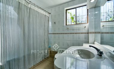 En Venta. Maravillosa con 485 de terreno cerca del Parque Botánico.