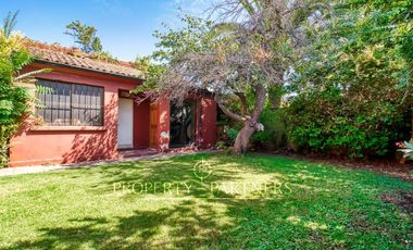 En Venta. Maravillosa con 485 de terreno cerca del Parque Botánico.