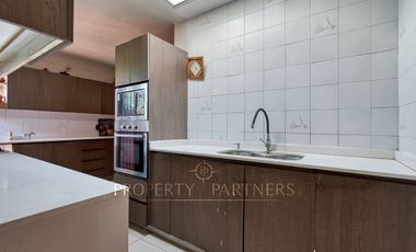 En Venta. Maravillosa con 485 de terreno cerca del Parque Botánico.