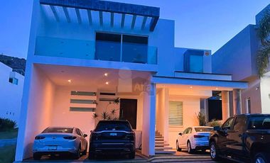 Casa en condominio en venta en Desarrollo del Pedregal, San Luis Potosí, San Luis Potosí