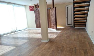 Vende Casa Tres Pisos En Condominio Reñaca Viña Del Mar