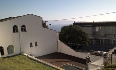 Vende Casa Tres Pisos En Condominio Reñaca Viña Del Mar