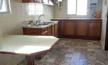 Vende Casa Tres Pisos En Condominio Reñaca Viña Del Mar