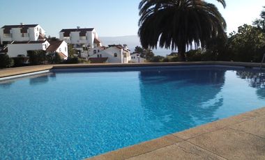 Vende Casa Tres Pisos En Condominio Reñaca Viña Del Mar