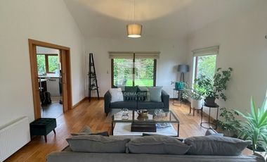 ESPECTACULAR CASA EN EL MEJOR BARRIO URBANO DE PUERTO VARAS