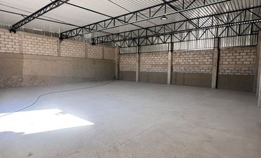 RENTA BODEGA LOS CUES 300MTS