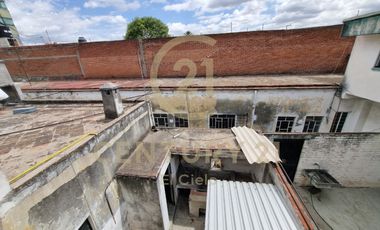 OPORTUNIDAD ÚNICA EN EL CORAZÓN DE PUEBLA: CASA EN VENTA PARA DESARROLLAR