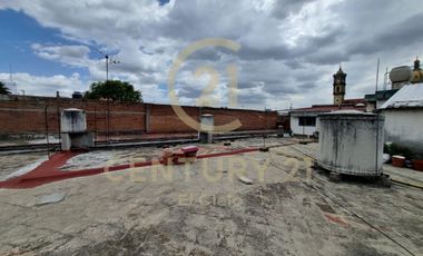 OPORTUNIDAD ÚNICA EN EL CORAZÓN DE PUEBLA: CASA EN VENTA PARA DESARROLLAR