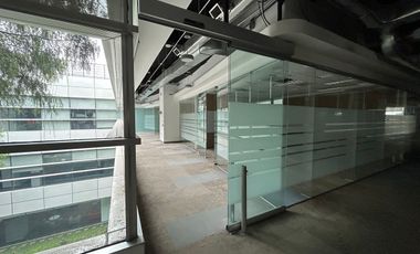 Oficina Corporativa de 1,556 M2 en Vallejo