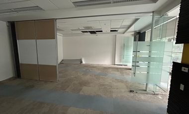 Oficina Corporativa de 1,556 M2 en Vallejo