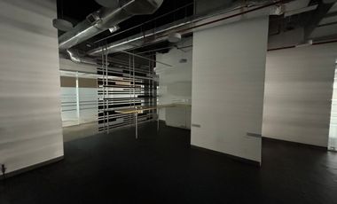 Oficina Corporativa de 1,556 M2 en Vallejo