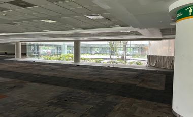 Oficina Corporativa de 3,391 M2 en Vallejo