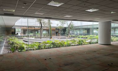 Oficina Corporativa de 3,391 M2 en Vallejo