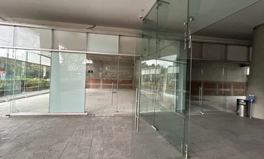 Renta de Local Comercial 373.14 m² – Planta Baja con Vista a Avenida Principal