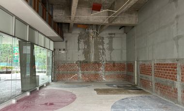 Renta de Local Comercial 373.14 m² – Planta Baja con Vista a Avenida Principal