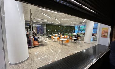 Excelente local comercial 40 M2 en área de comida Rapida